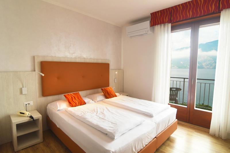 Hotel Da Tino Malcesine Bagian luar foto